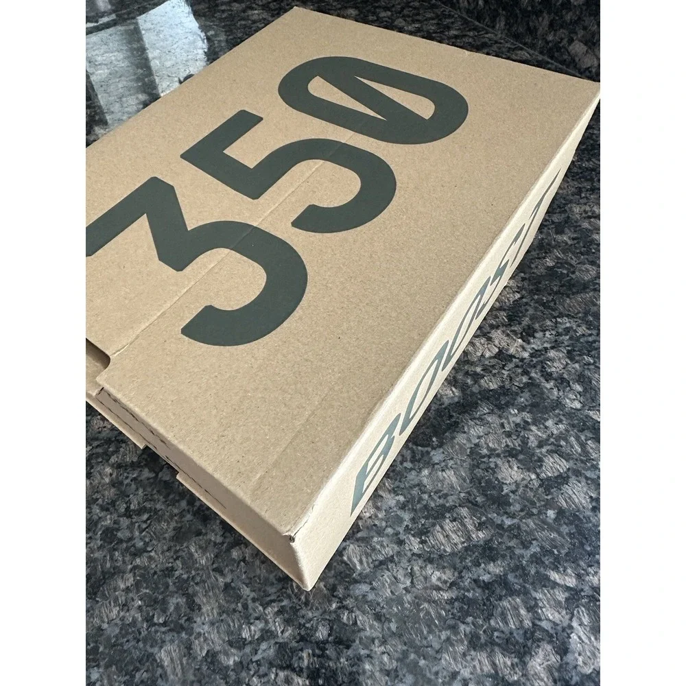 Adidas‎ Yeezy Boost 350 V2 Static Non Reflective Sz 4.5  Zebra Beluga Foam New